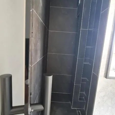 Escape By Form Olea 4